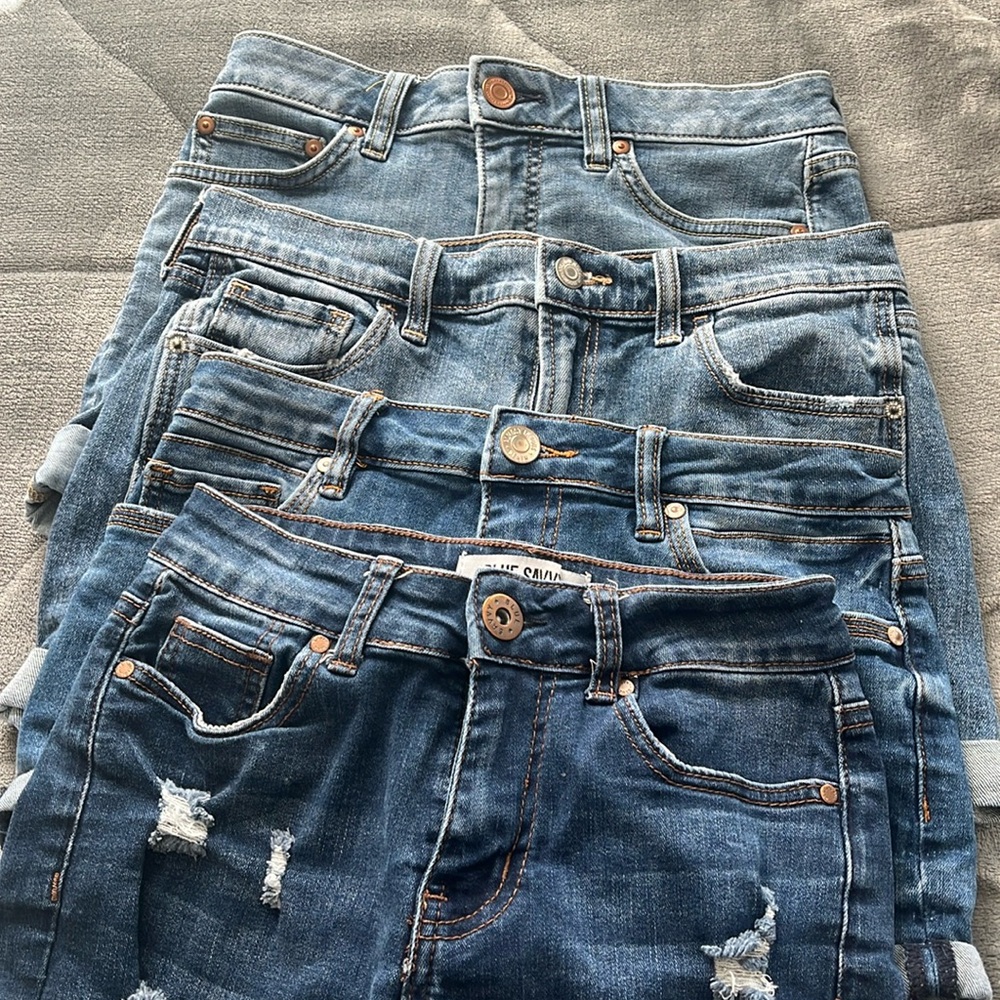 Assorted jeans shorts sizes 2-3